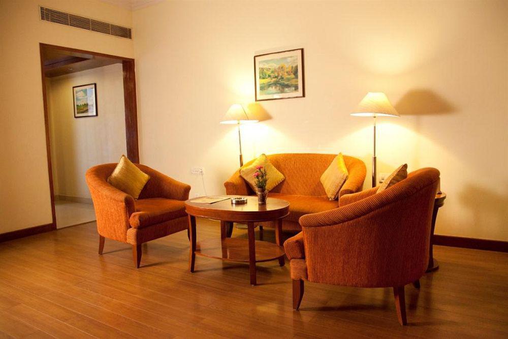 Royal Court Otel Madurai Dış mekan fotoğraf