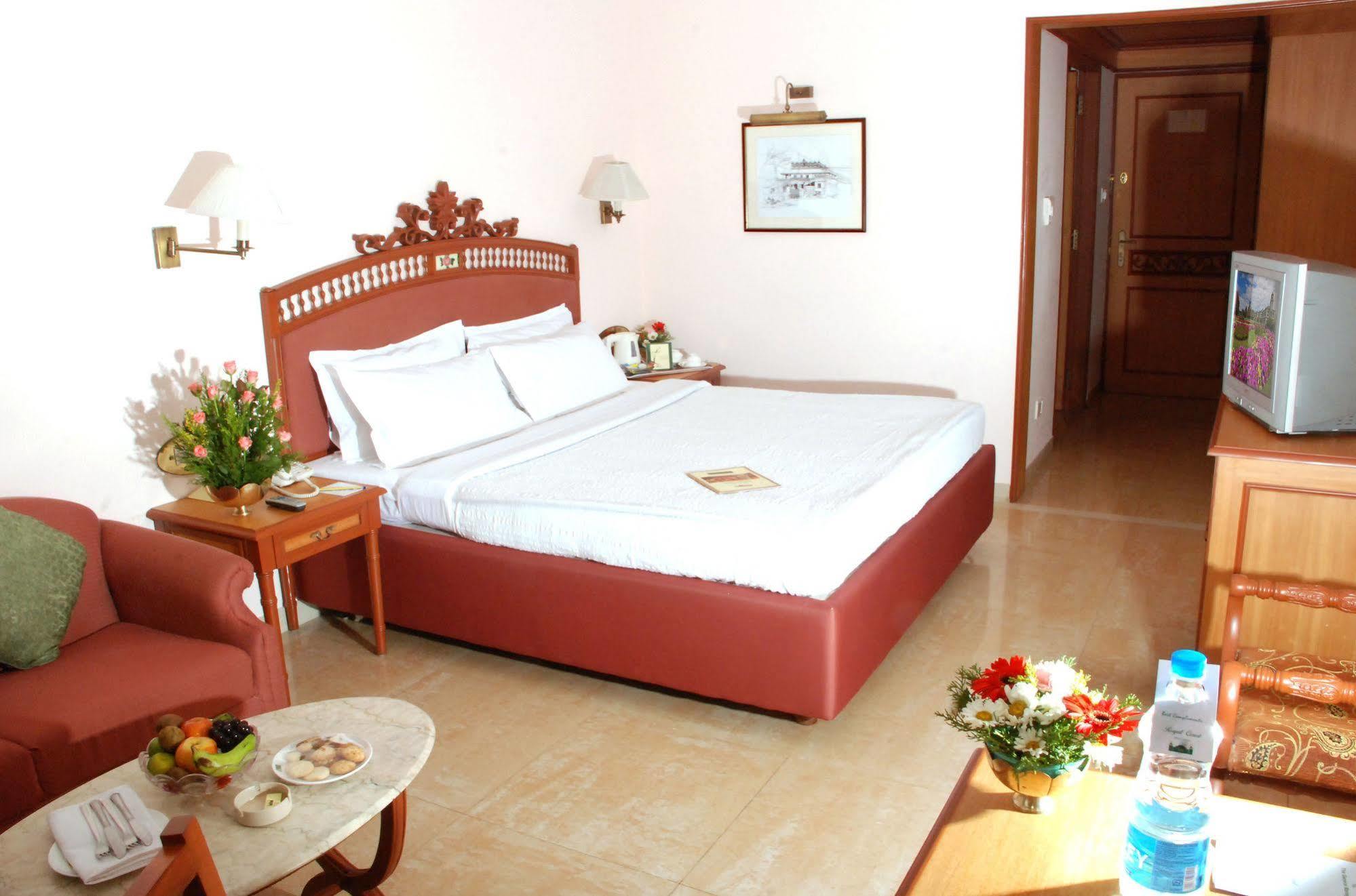 Royal Court Otel Madurai Dış mekan fotoğraf